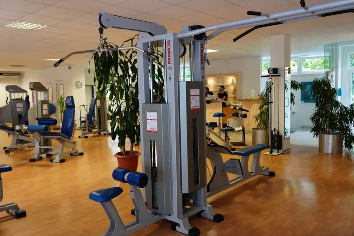 Aktivita Fitness und Gesundheitszentrum — fitnessstudio in Karthause Flugfeld, Koblenz — 3