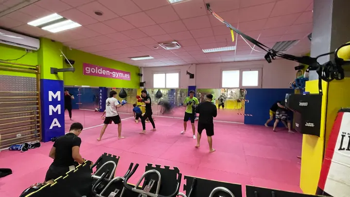 Golden-Gym — estudio de fitness-studio en Las Gaunas, Logroño — 2