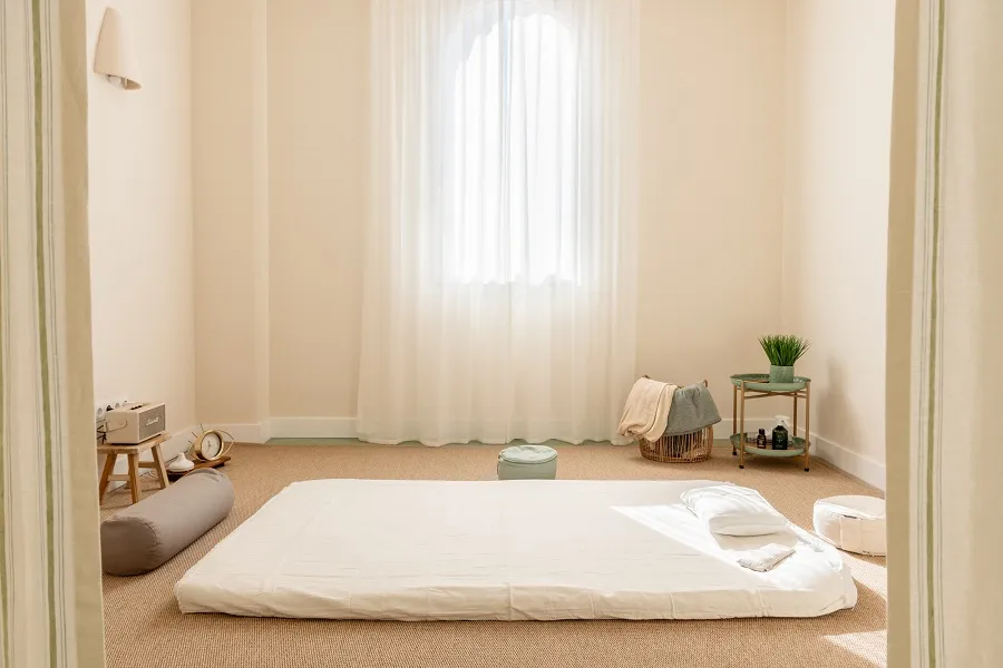 Karuna, espacio de bienestar — yoga-studio i Las Albarizas, Marbella — bild 2