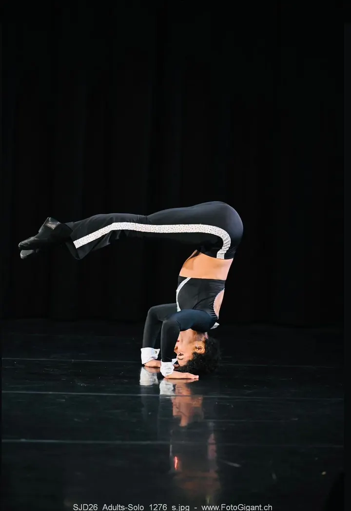 Mae Piga Dance Project — danse-studio à L'Étrat — 4