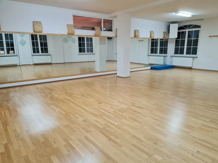 Tanzschule DanceBachataDominicana — tanz-studio in Reutlingen (Kernstadt), Reutlingen — 2