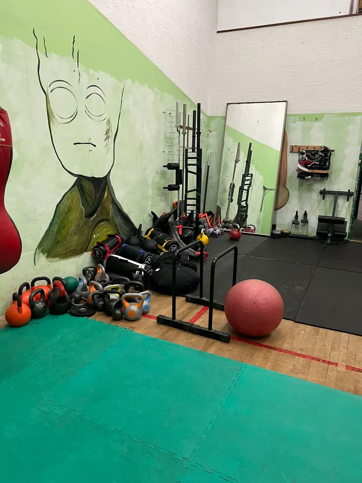 Port Talbot barbell club — strength-studio in Port Talbot — 2