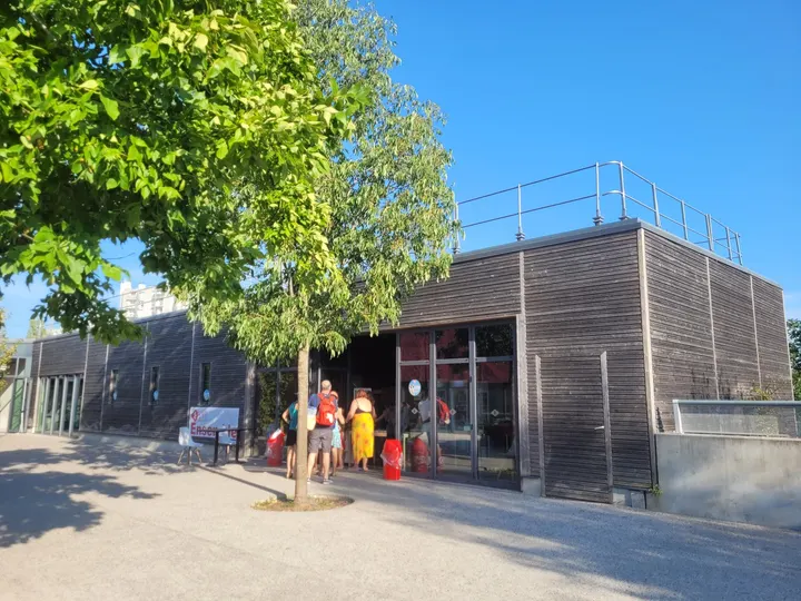 Est Ensemble Piscine des Murs — studio à Montreuil — 4