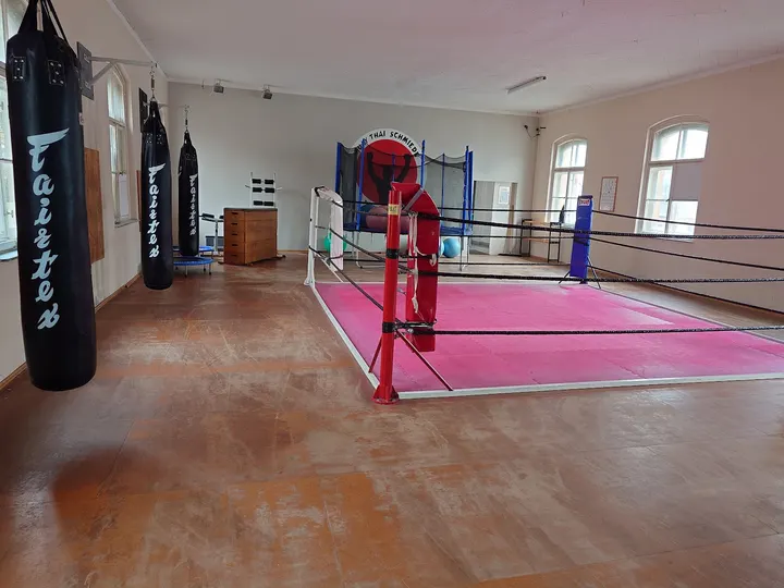 Relax Gesundheitsstudio — fitnessstudio in Thalheim — 3