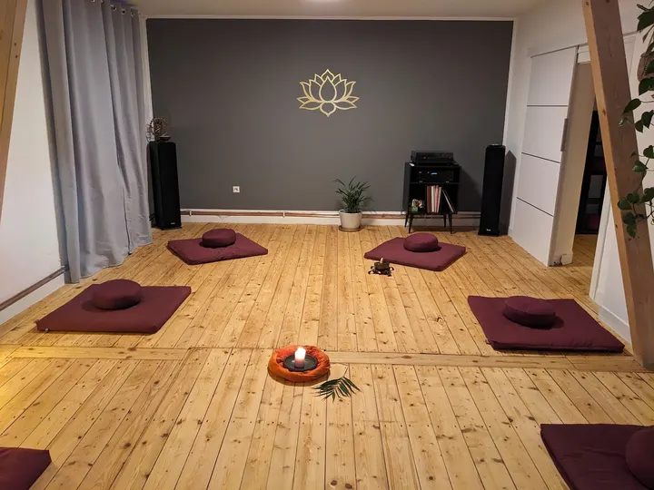 Meditationsart — meditation-studio in Gemarkung Remscheid, Remscheid — 2