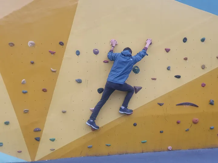 Rocódromo Sarriko — escalada-studio en San Pedro de Deusto-La Ribera, Bilbao — 3