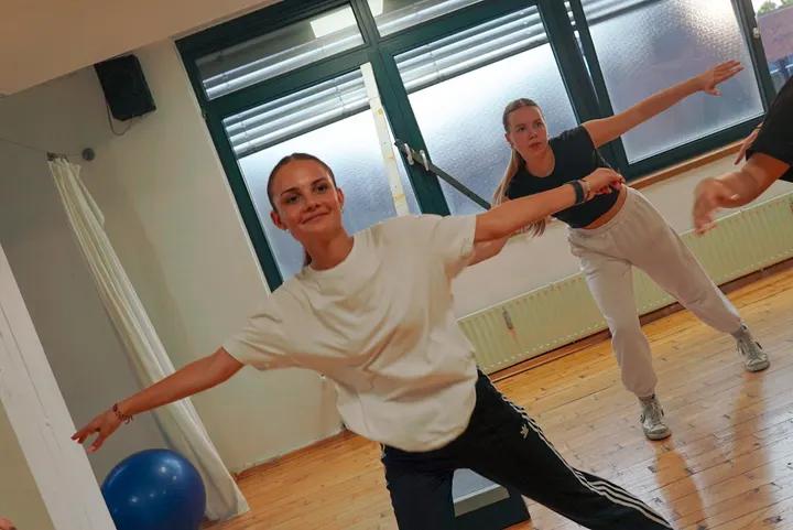 414 - Urban Dance Academy Hoisten — tanz-studio in Neuss — 4