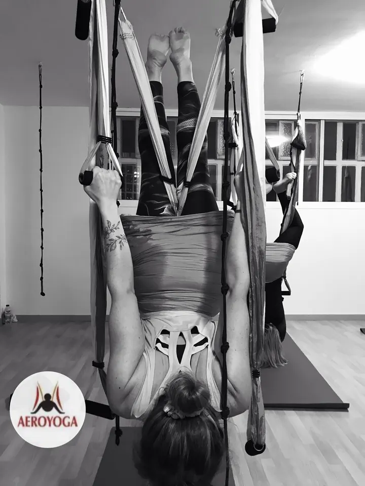 Aeroyoga y Yoga Zaragoza — Yoga en Centro, Zaragoza