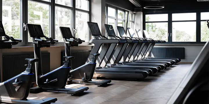 Aktivhaus Freising — Fitnessstudio in Lerchenfeld Ost, München
