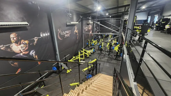 Esprit Sport Morestel — Salle de fitness à Thuile, Morestel