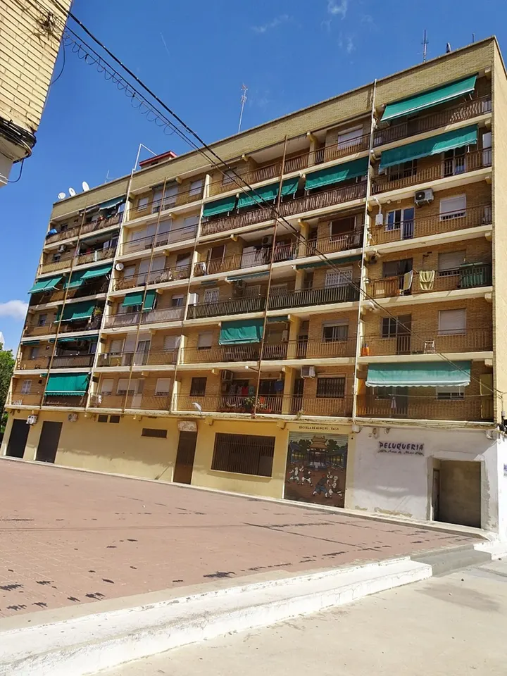 Club Deportivo Valenciano De Kung-Fu Wushu — artes marciales-studio en Valencia — 3