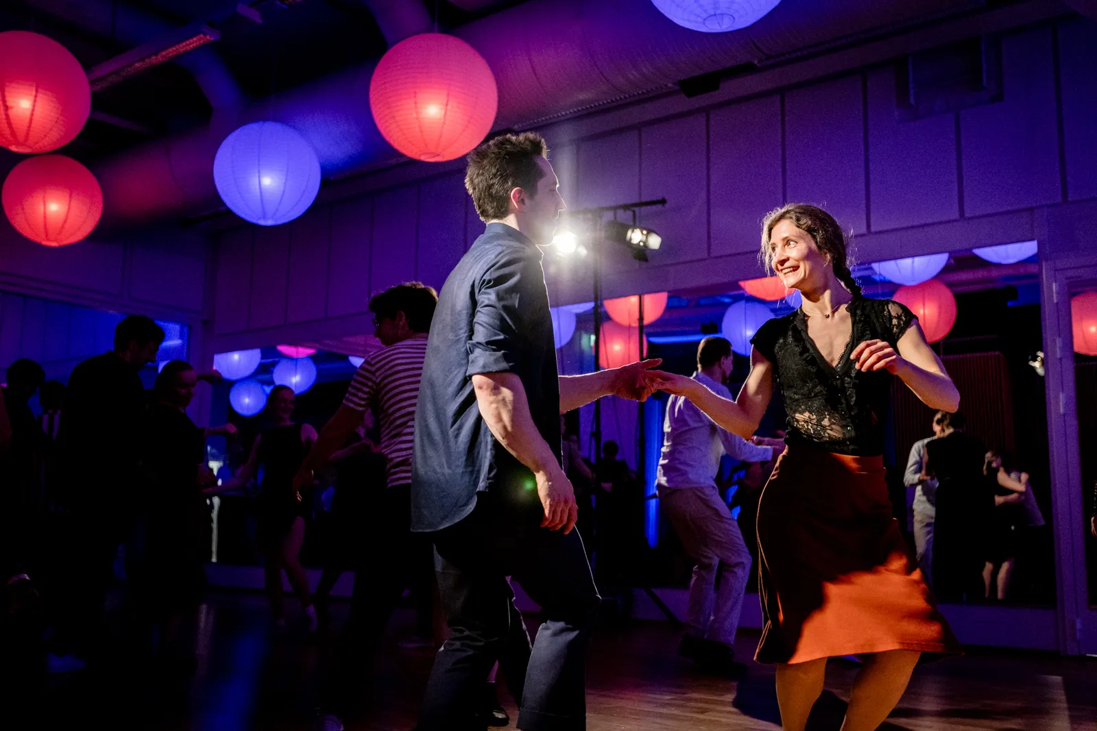 Rock’n’Swing Dance Club Comets ry — tanssi-studio – Pasila, Helsinki — 3