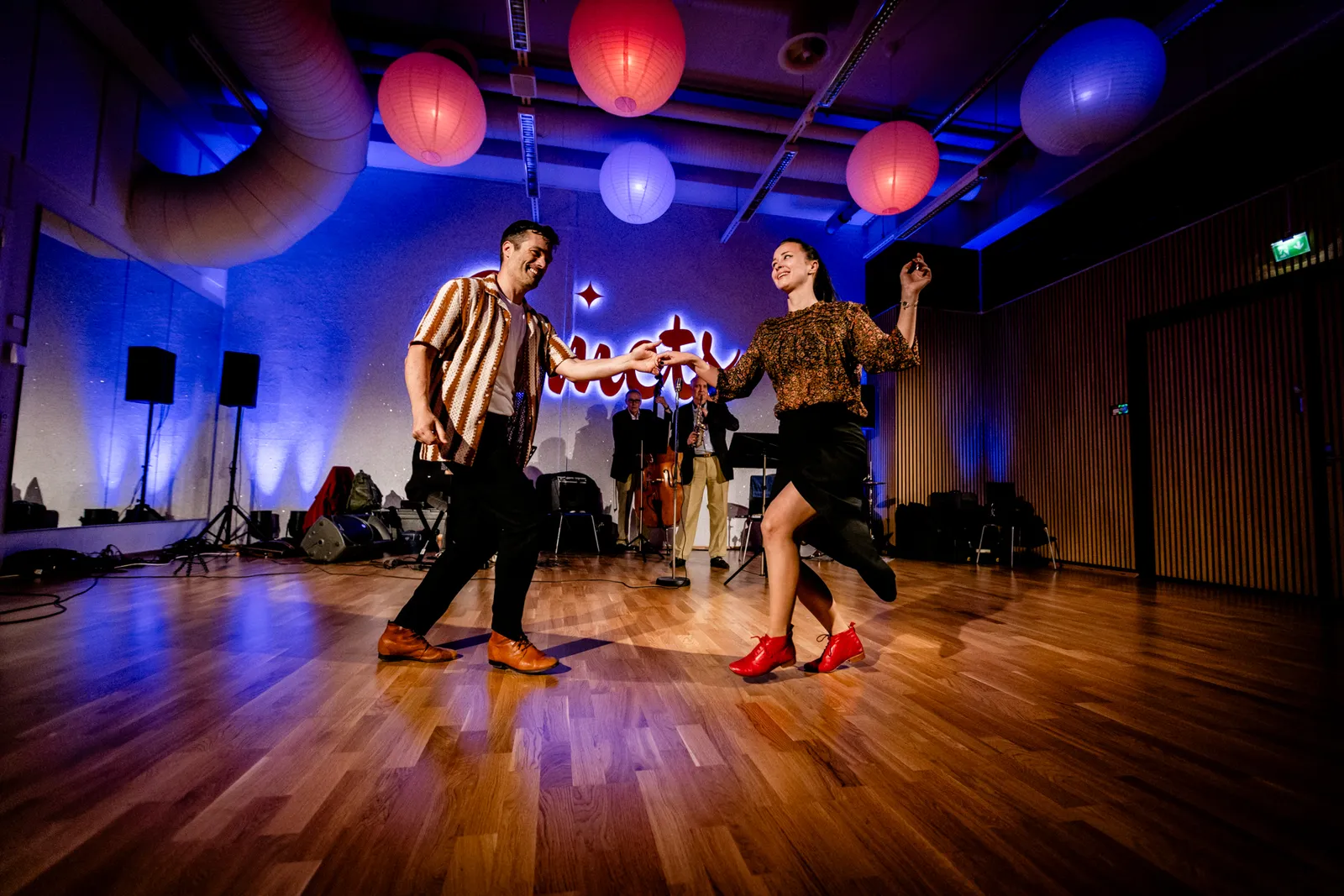 Rock’n’Swing Dance Club Comets ry — tanssi-studio – Helsinki — 3