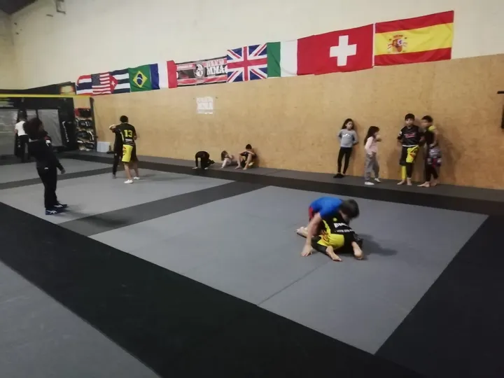 Club lutte Marseille enfants adultes — Arts martiaux à 13e Arrondissement, Marseille