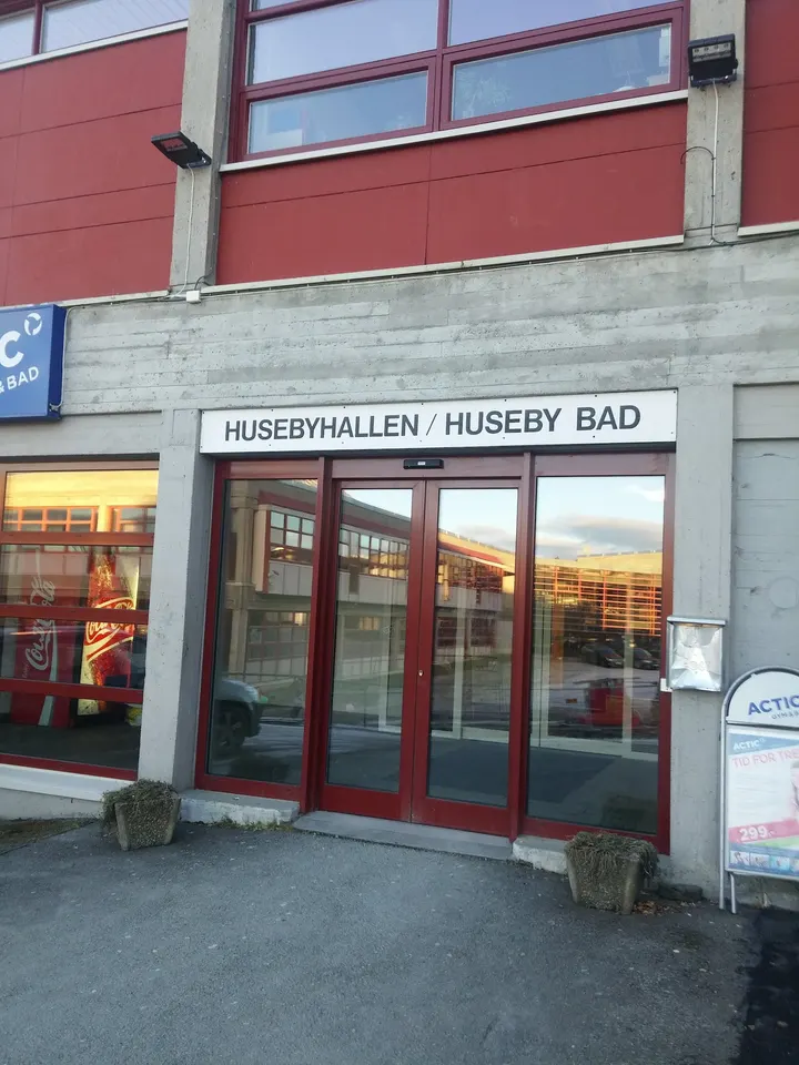 Husebybadet — studio i Saupstad, Trondheim — 2