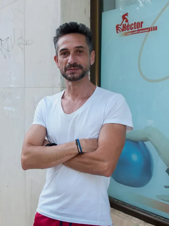 Héctor Gil Entrenador Personal — PT Studio en Pardaleras, Badajoz