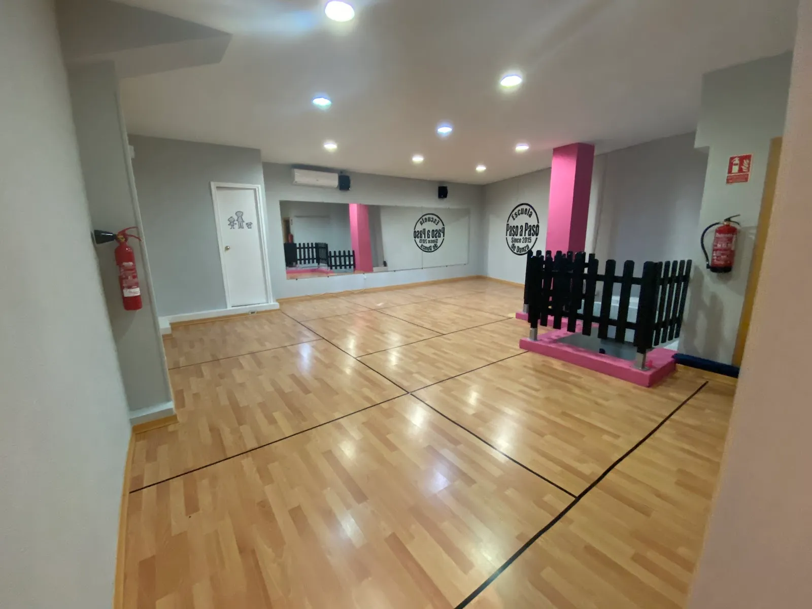 Pasoapaso Fam — baile-studio en El Bosque, Villaviciosa de Odón — 2