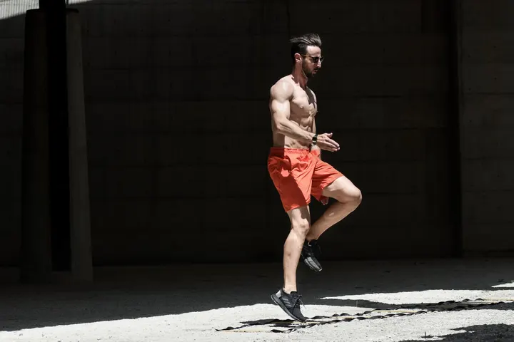 Ebylife - English Speaking Personal Trainer Sant Cugat — pt studio-studio i Volpelleres, Sant Cugat del Vallès