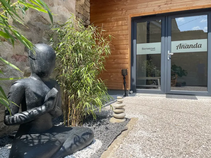 YOGA Ananda Studio Dijon — Yoga à Dijon