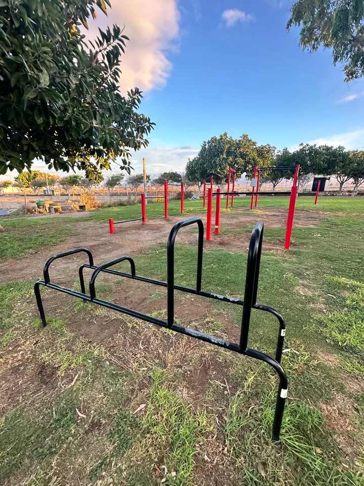 Zona de calistenia — calisthenics-studio en El Toyo, Almería — 2