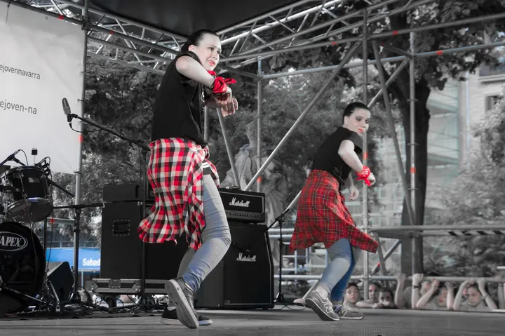 BREATHLESS DANCE CENTER — baile-studio en Pamplona — 3