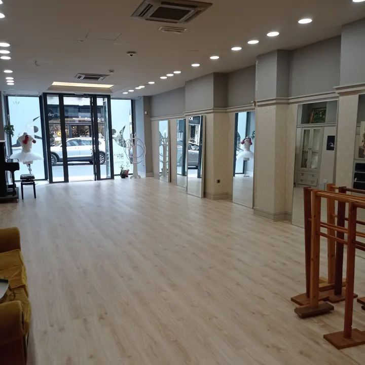 MejorArte center — Baile en Triana, Las Palmas de Gran Canaria