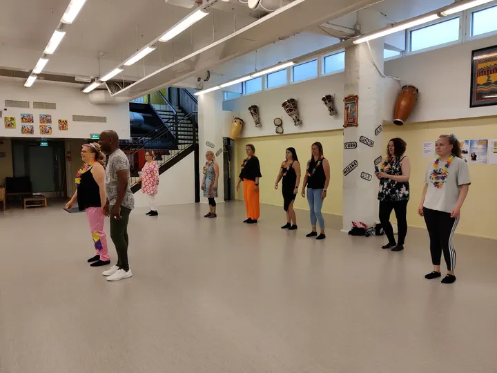 Tanssikoulu Baila Baila — tanssi-studio – Kamppi, Helsinki — 2