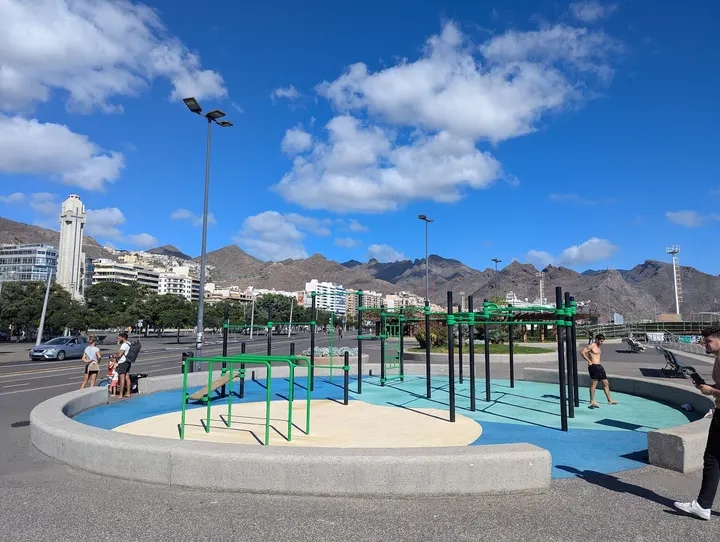BarmaniaPro Parque de calistenia y Street Workout — estudio de fitness-studio en El Toscal, Santa Cruz de Tenerife — 3
