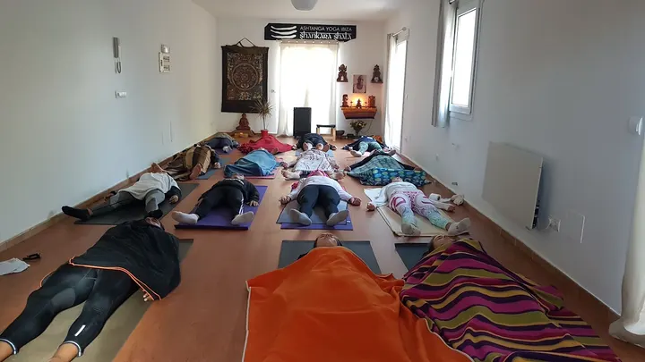 Ashtanga Yoga Ibiza - Sh — yoga-studio en Santa Gertrudis de Fruitera — 3