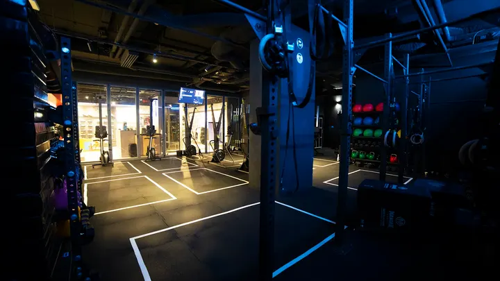 Distrito by New Balance Boutique — entrenamiento personal-studio en Valencia — 4