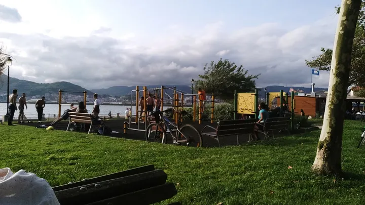 Parque de calistenia ereaga — Calisthenics en Algorta, Bilbao