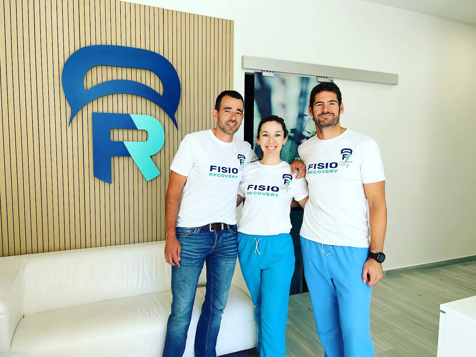 FISIORECOVERY by Guillermo Gómiz — entrenamiento personal-studio en Aguadulce — 4