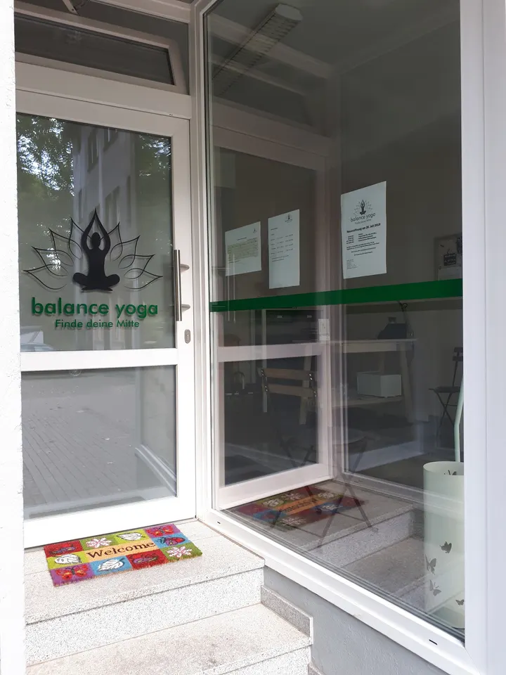 balance yoga — yoga-studio in Essen — 4