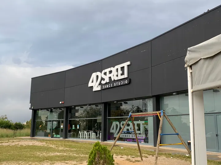 42nd Street Dance Studio — baile-studio en Terrassa — 4