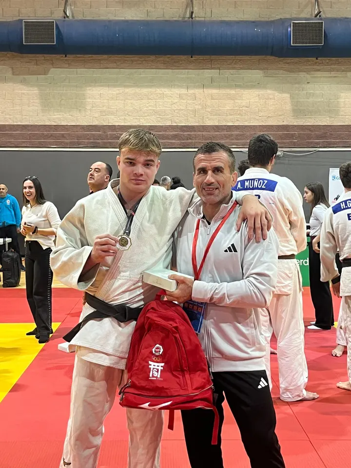 Club de Judo Miguel Campos — Artes marciales en San Antonio Abad, Cartagena