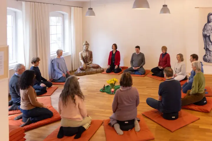 Buddhistisches Stadt-Zentrum Hamburg — Yoga in Ottensen, Hamburg