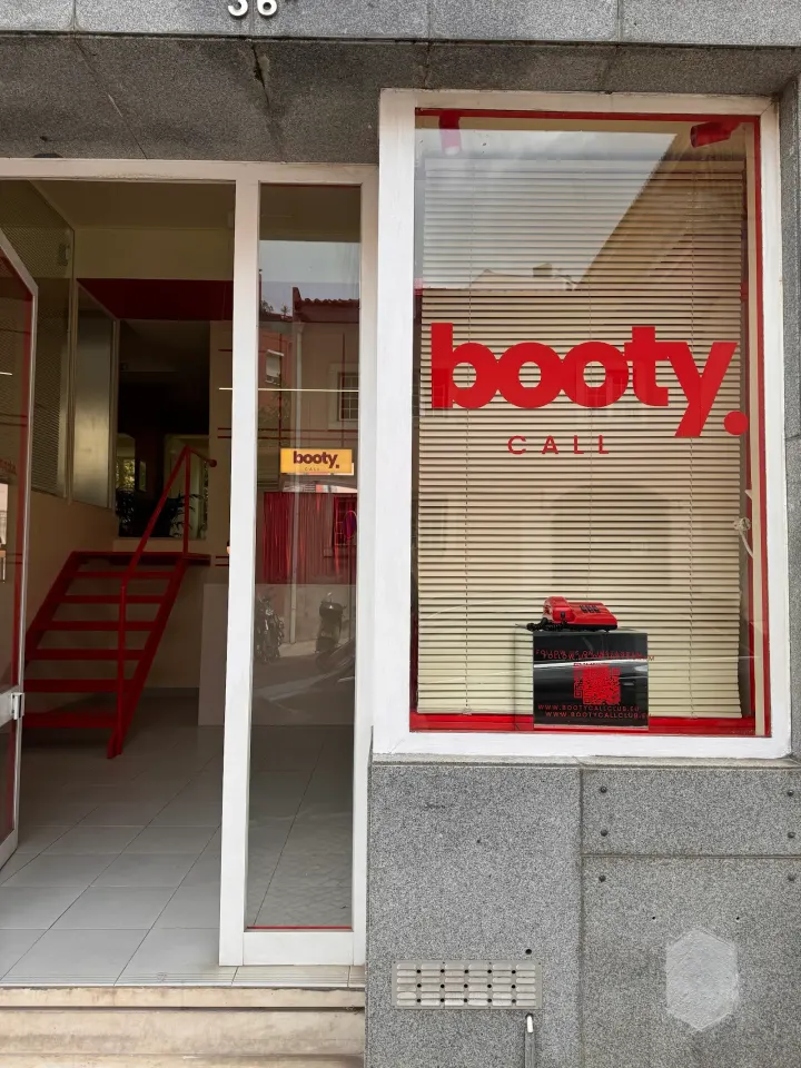 Booty Call Club — Musculação em Prazeres, Lisboa