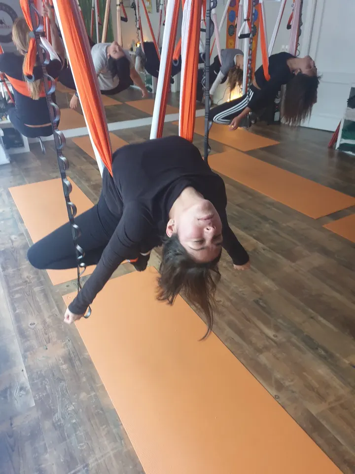 Body And Soul. Aeroyoga Study — Yoga en Chamartín, Madrid