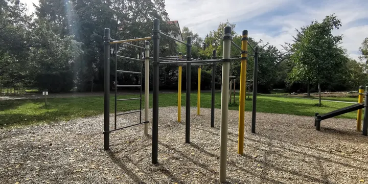 Calisthenics Park - Vahrenwald — Calisthenics in Vahrenwald, Hannover