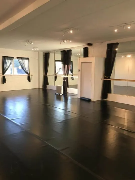 Capoeira Angoleiros do Mar - Simara Winter Studios, Plymouth — Martial Arts in Mutley, Plymouth