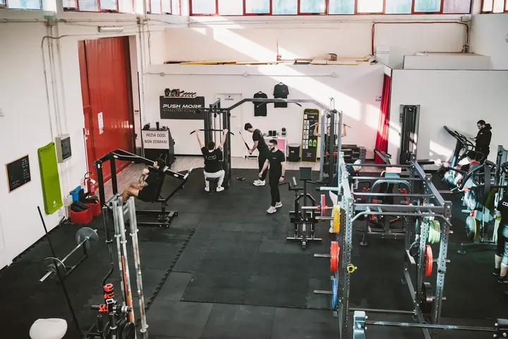 A.S.D. Team Powerbuilding Padova — palestre-studio a Crocifisso, Padova — 2