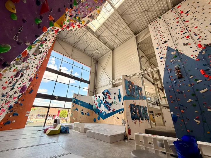 Espace Escalade — Bloc à L'Arbresle