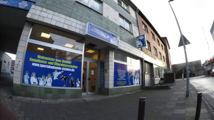 Kampfkunst- und Charakterschule — Kampfsport in Mittelmeiderich, Duisburg