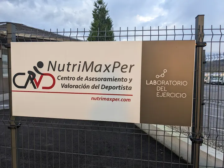 Cavd Nutrimaxper — entrenamiento personal-studio en Overo, Los Campos — 2