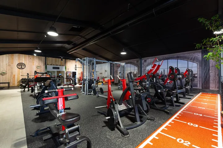 URBAN GYM — salle de fitness-studio à La Pièce des Barrillers, Saint-Avertin — 3