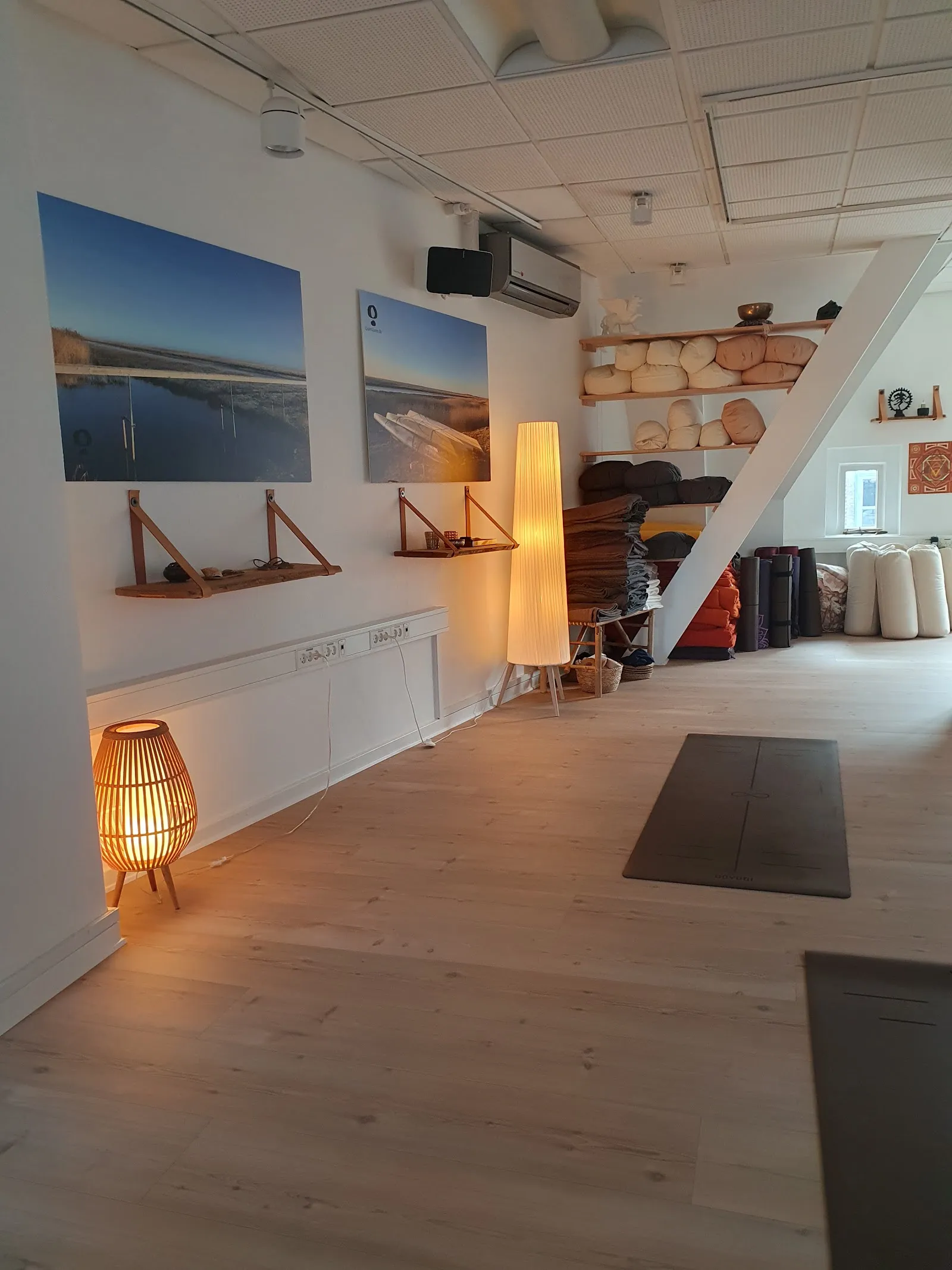 Enora Yoga — yoga-studio i Holbæk — 5