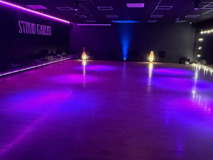 Studio Garlisi Ecole de urbaine — danse-studio à Saint-Martin-d'Hères — 3