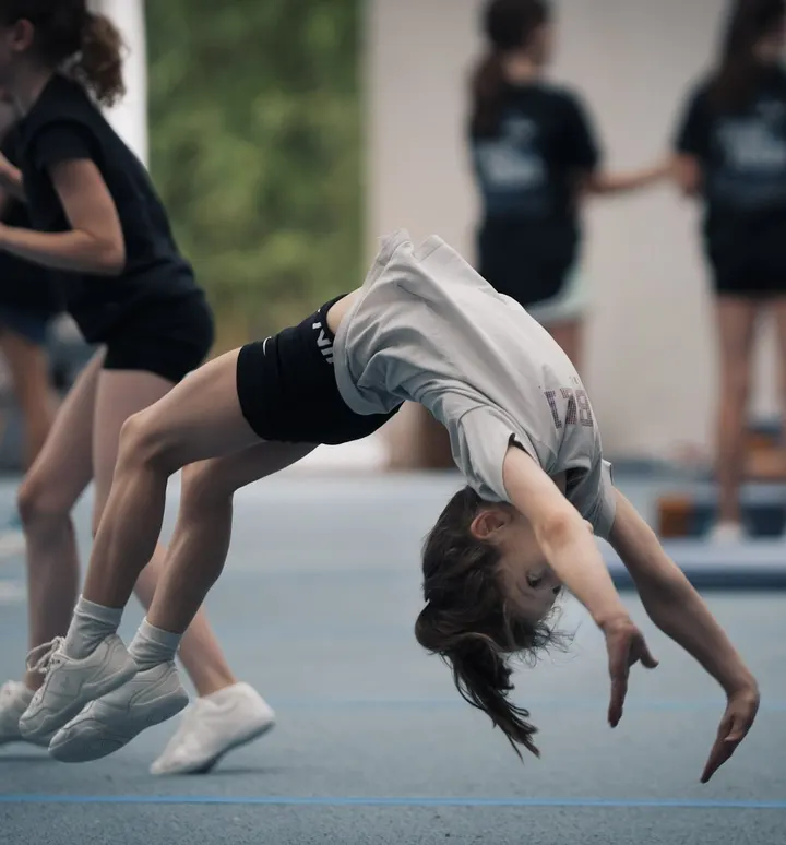 Sharks Cheer Squad - Shark Tank Hürth — tanz-studio in Hürth, Köln — 3