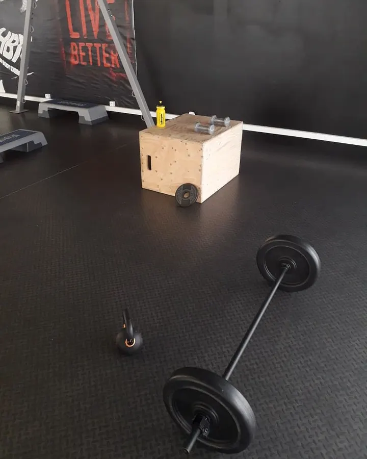 La Salle Centre de Fitness — salle de fitness-studio à Kervillerm, Douarnenez — 2