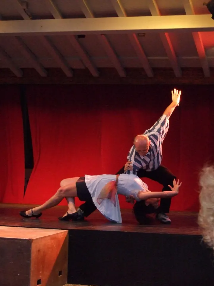 ATOUT DANSE — danse-studio à Port du Canal, Dijon — 2